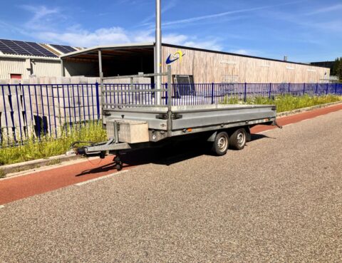 Hapert Plateauwagen | 405 x 180 cm | 2700 kg