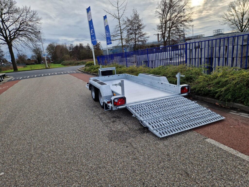 Hapert Machinetransporter | 305 x 139 cm | 3000 kg