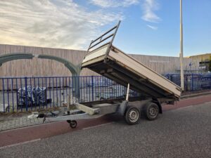 Hapert kipper | 305 x 180 | 3500 kg + oprijpakket