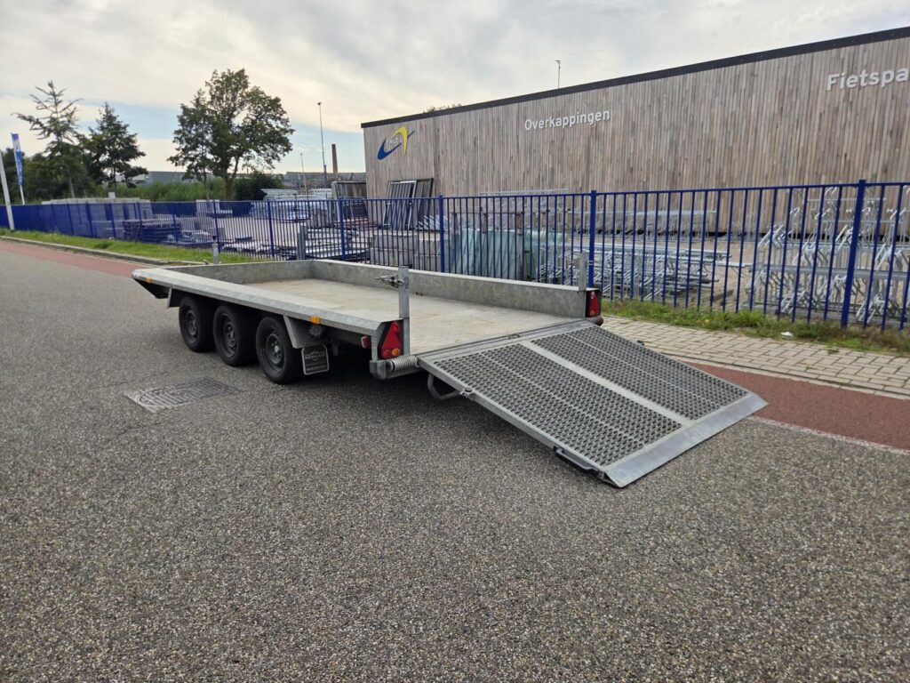 Hapert Machinetransporter | Paraboolvering