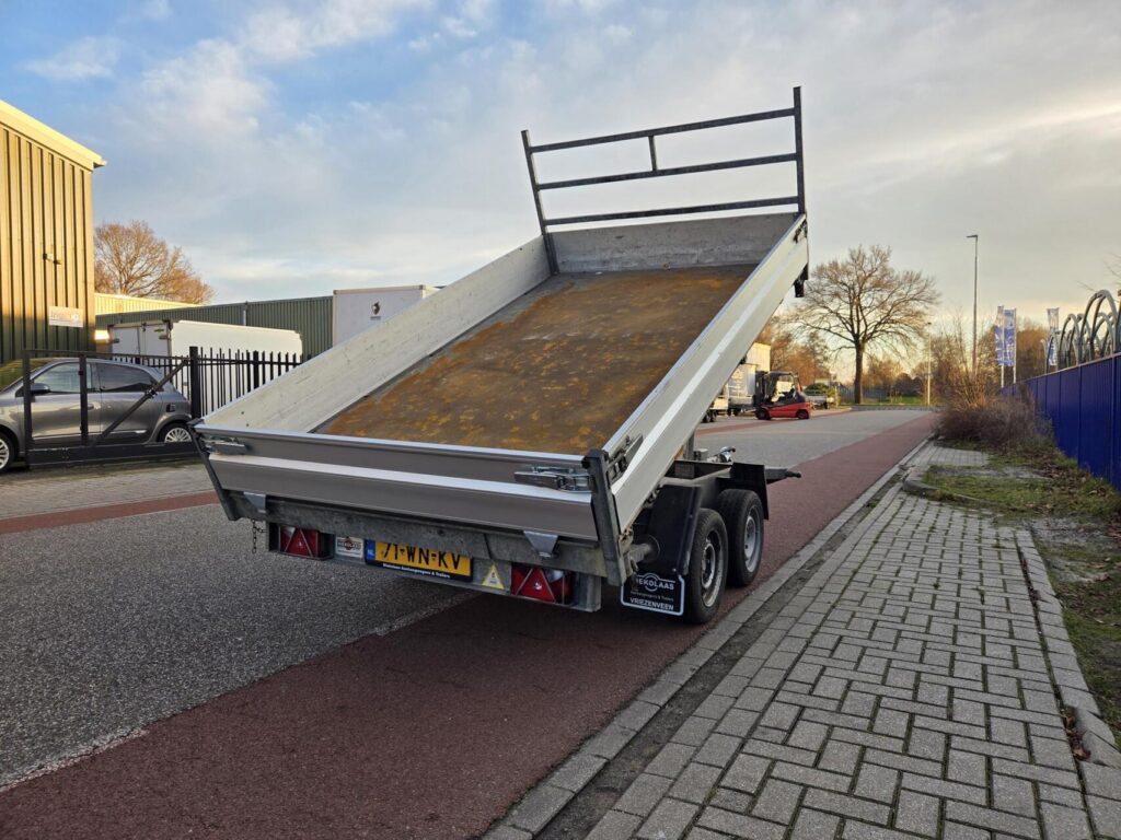 Hapert kipper | 305 x 180 | 3500 kg + oprijpakket