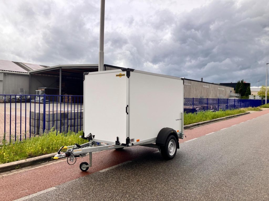 Humbaur Gesloten aanhangwagen + laadklep