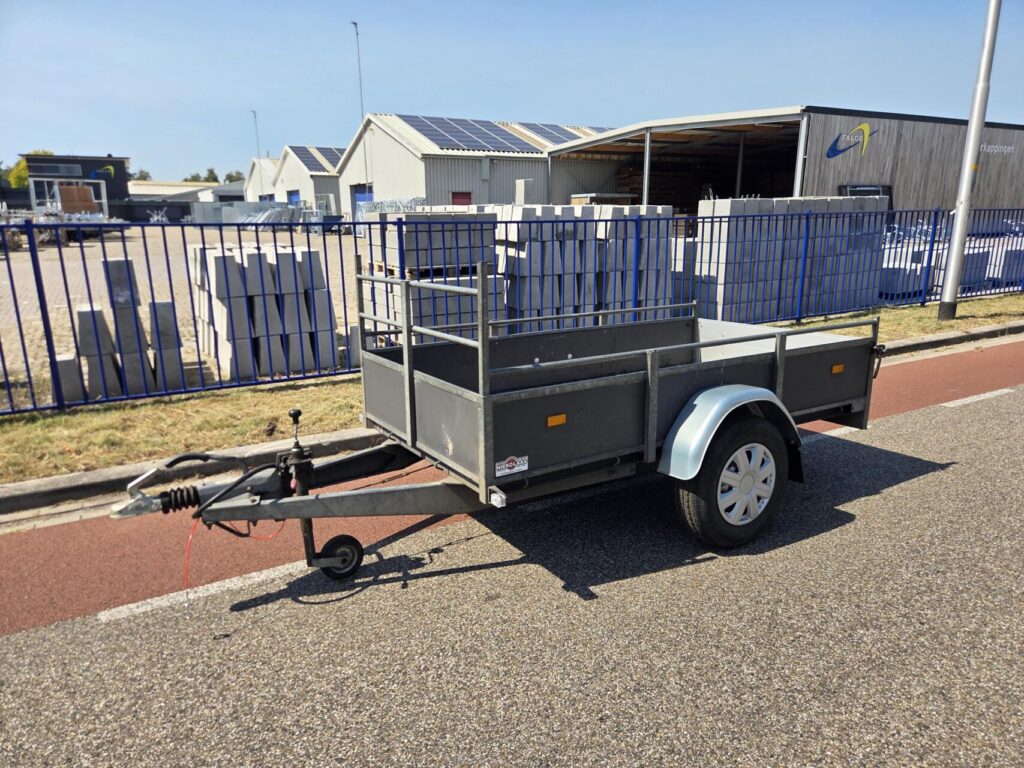 Hapert Bakwagen | 1350 kg | 252 x 130 cm