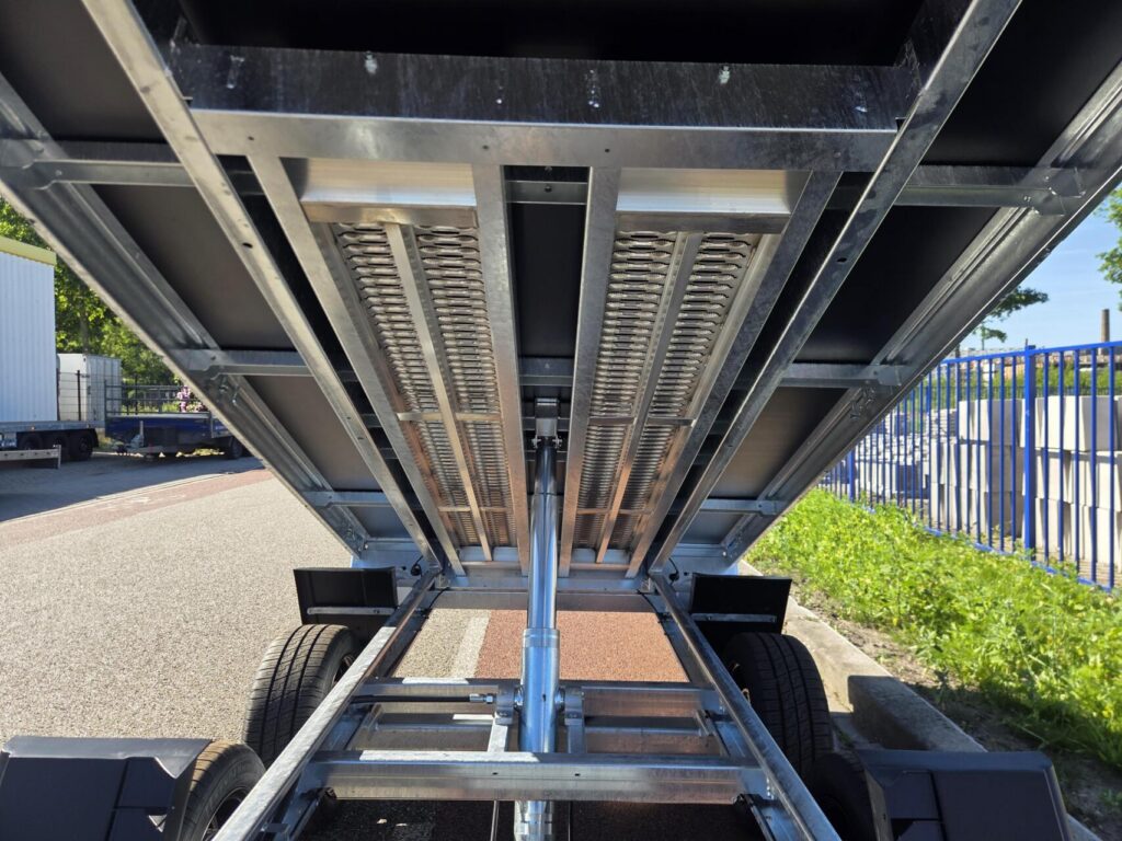 Hapert Cobalt HB-2 | 305 x 160 cm + oprijpakket