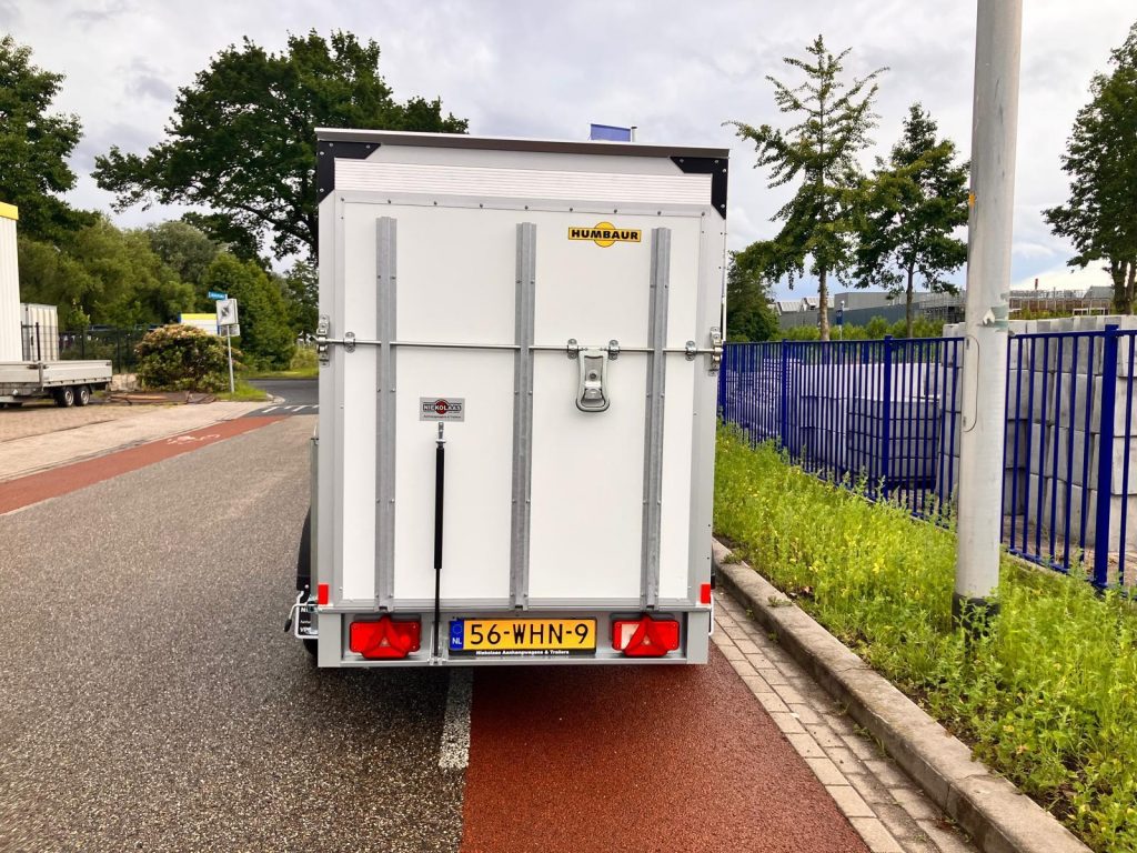 Humbaur Gesloten aanhangwagen + laadklep