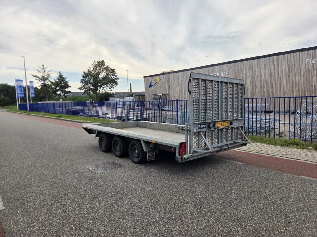 Hapert Machinetransporter | Paraboolvering