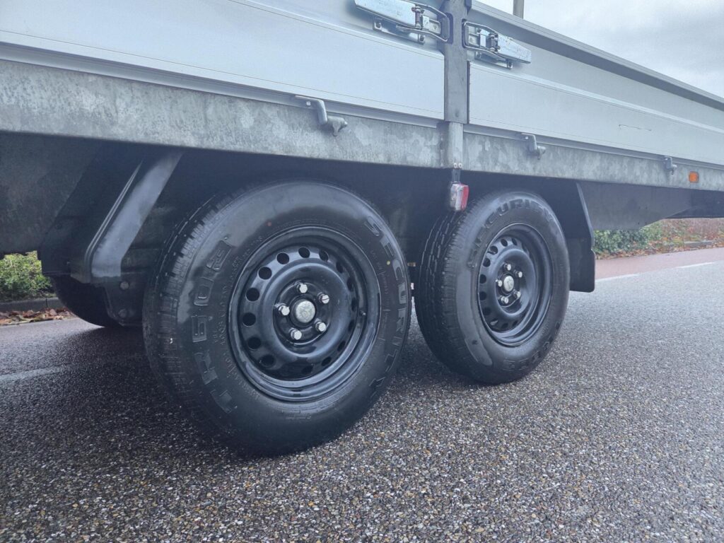 Hapert Plateauwagen | 505 x 220 cm | Paraboolvering