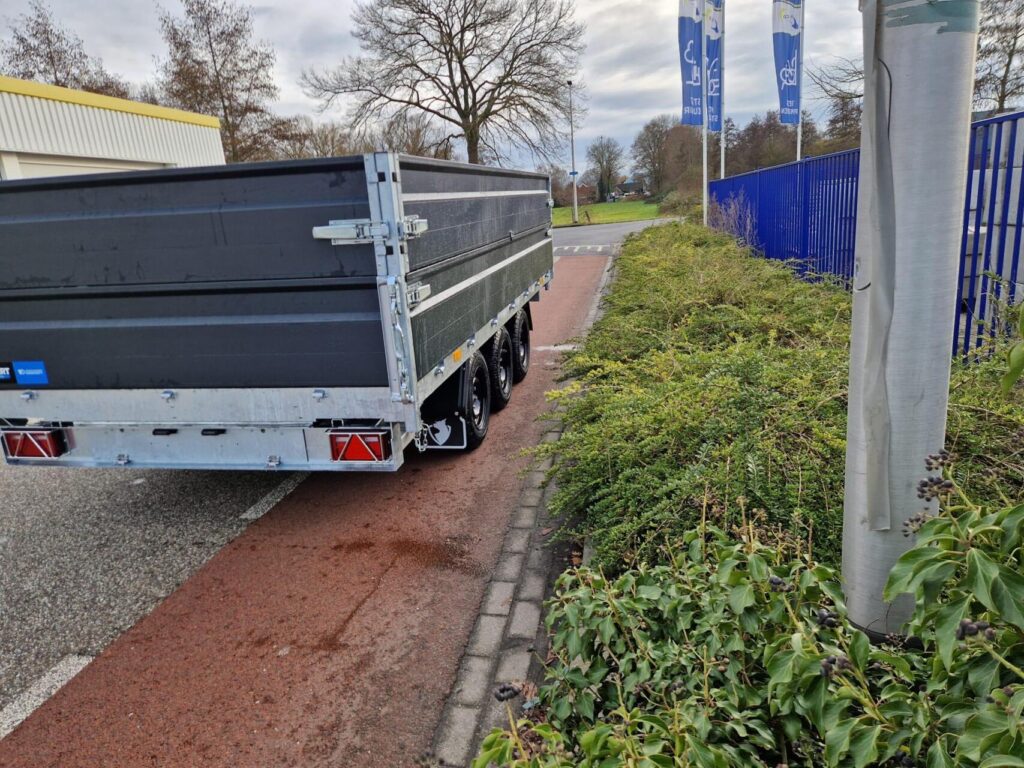Hapert Cobalt HM-3+ | 405 x 200 cm | 3500 kg