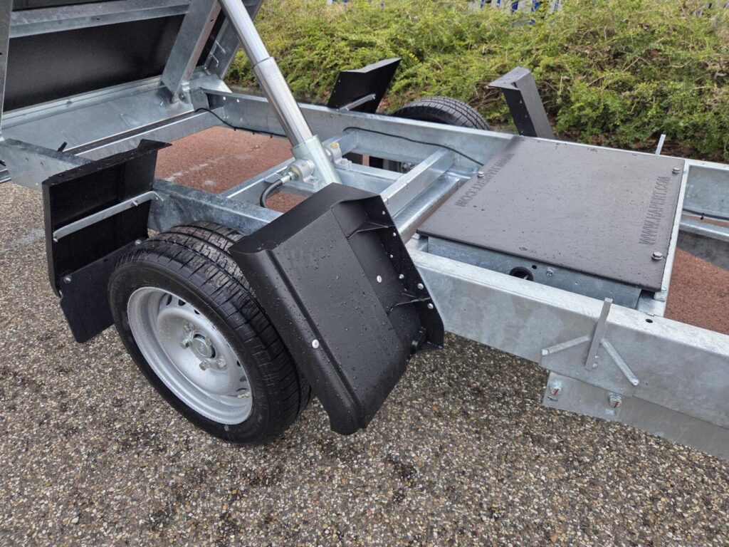 Hapert elektrische kipper | 260 x 150 cm | 1500 kg