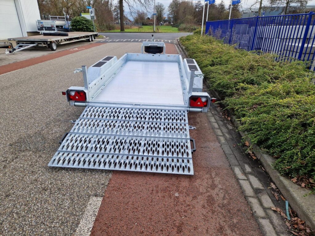 Hapert Machinetransporter | 305 x 139 cm | 3000 kg