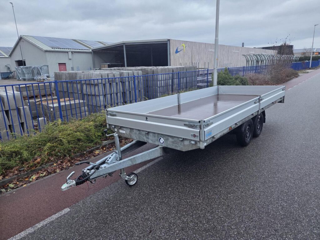 Hapert Plateauwagen | 505 x 220 cm | Paraboolvering