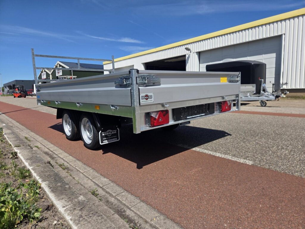 Hapert Azure-H2 | 335 x 180 cm | 2700 kg