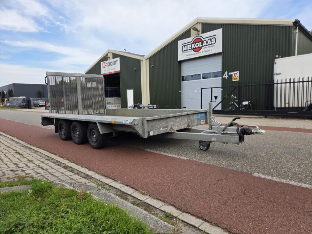 Hapert Machinetransporter | Paraboolvering