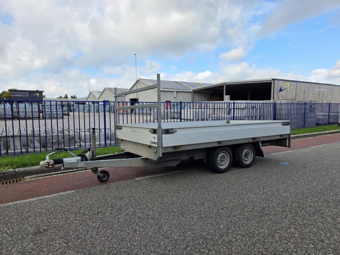 Henra Plateauwagen | 350 x 183 cm | 2700 kg