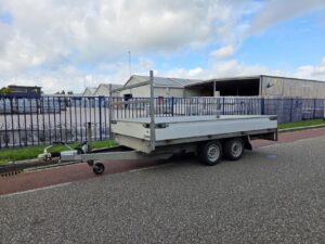 Henra Plateauwagen | 350 x 183 cm | 2700 kg