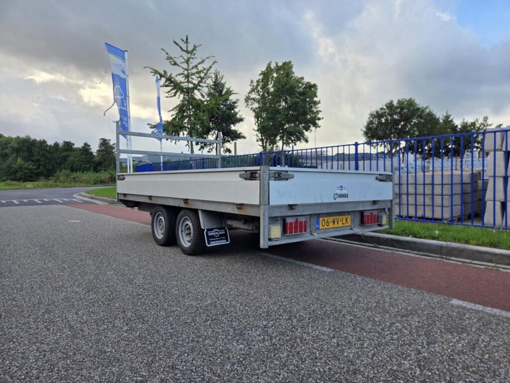 Henra Plateauwagen | 350 x 183 cm | 2700 kg