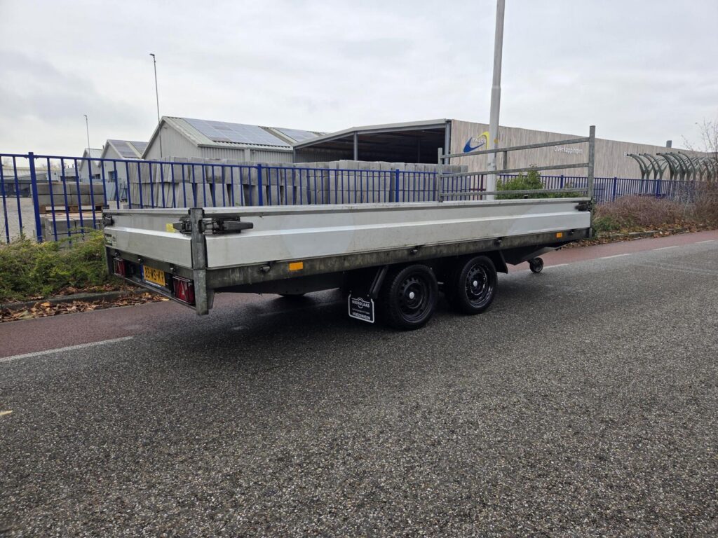 Hapert Plateauwagen | 405 x 200 cm | Paraboolvering