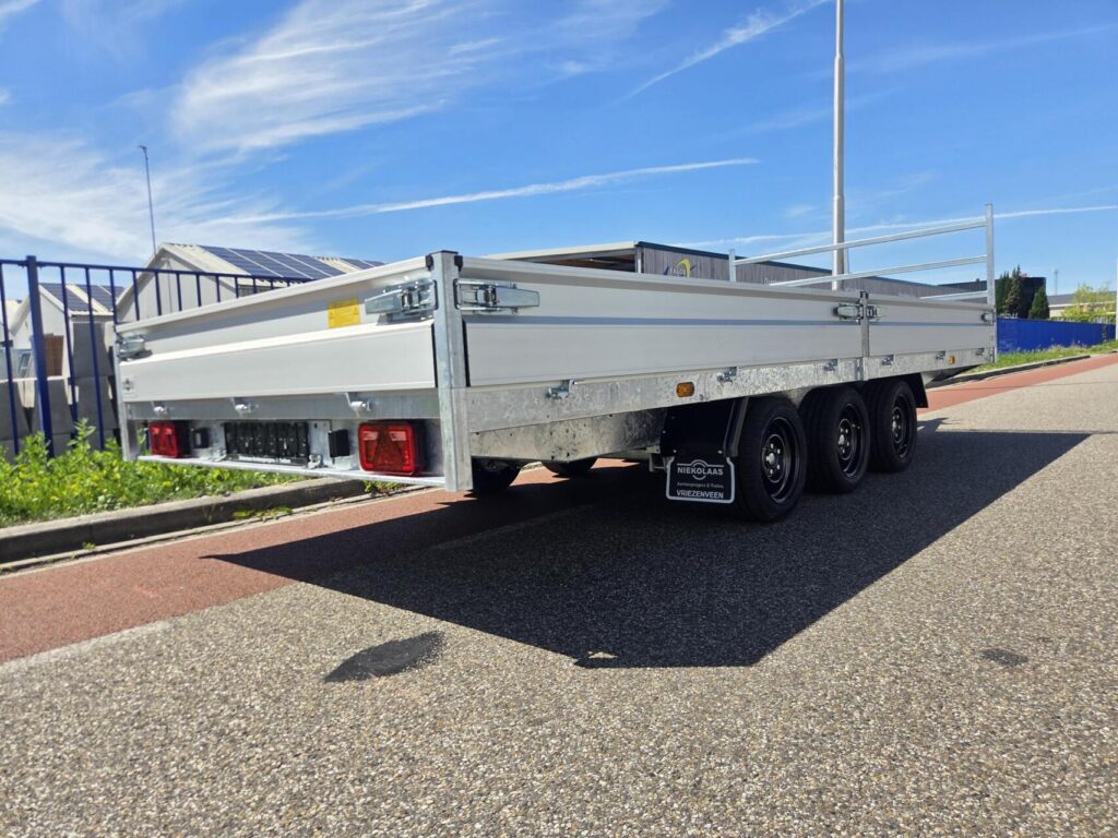 Hapert Azure H-3 | 505 x 200 cm + Paraboolvering