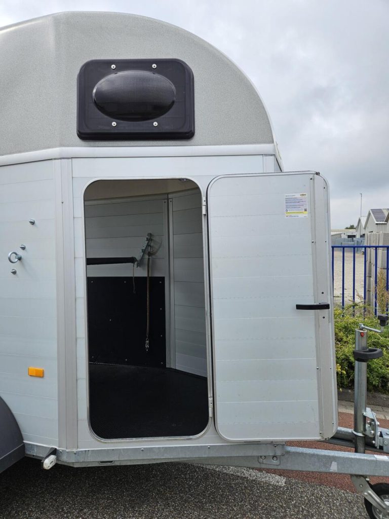 Humbaur 1.5-paards trailer | Aluminium