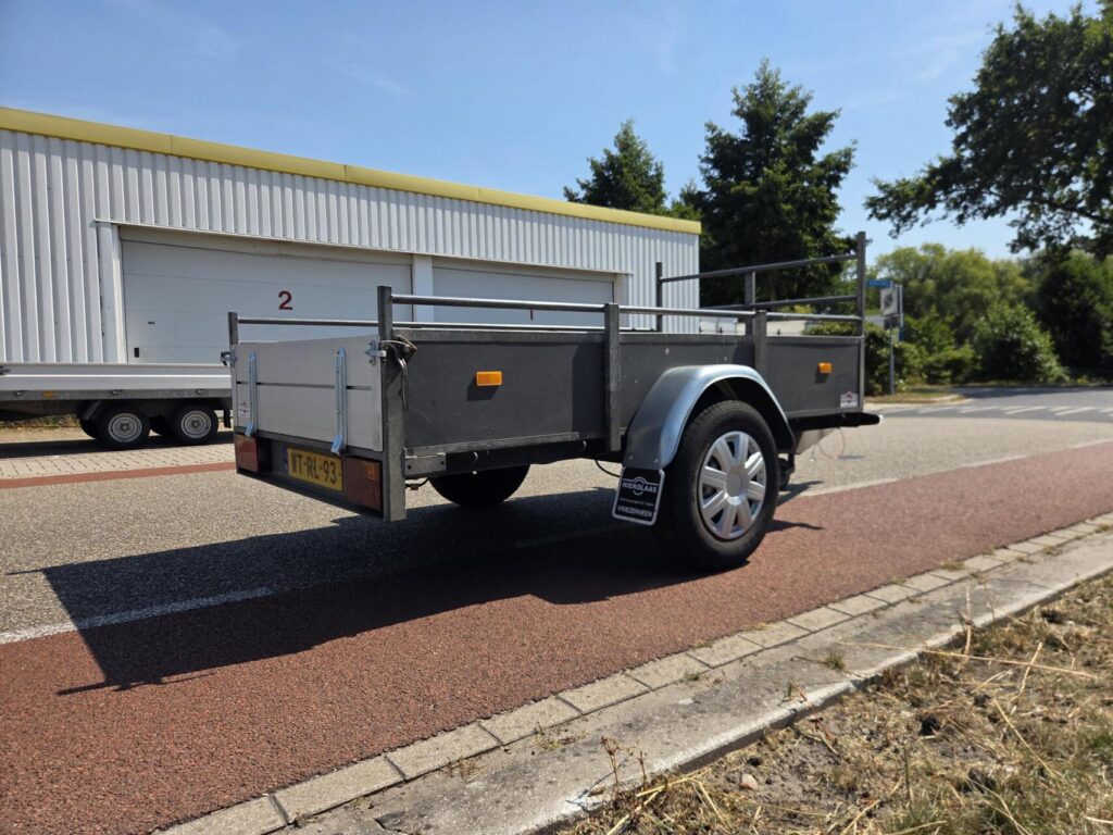 Hapert Bakwagen | 1350 kg | 252 x 130 cm