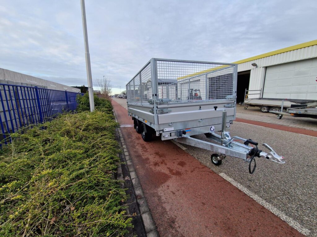 Hapert elektrische kipper | 335 x 180 cm | 3000 kg