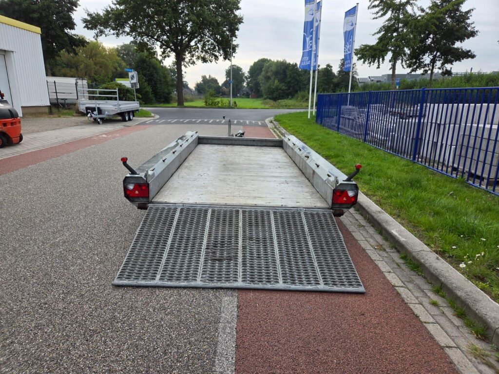 Hulco Terrax-3 | 394 x 180 cm | 3500 kg