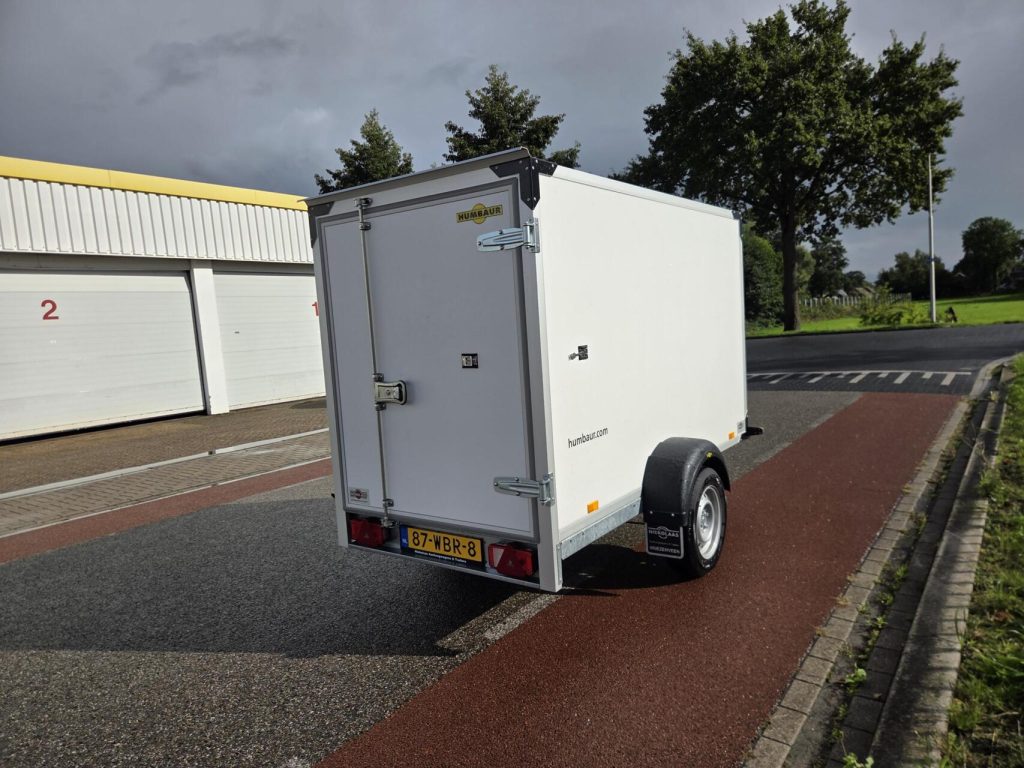 Humbaur Gesloten | 251 x 132 x 152 cm | 1300 kg