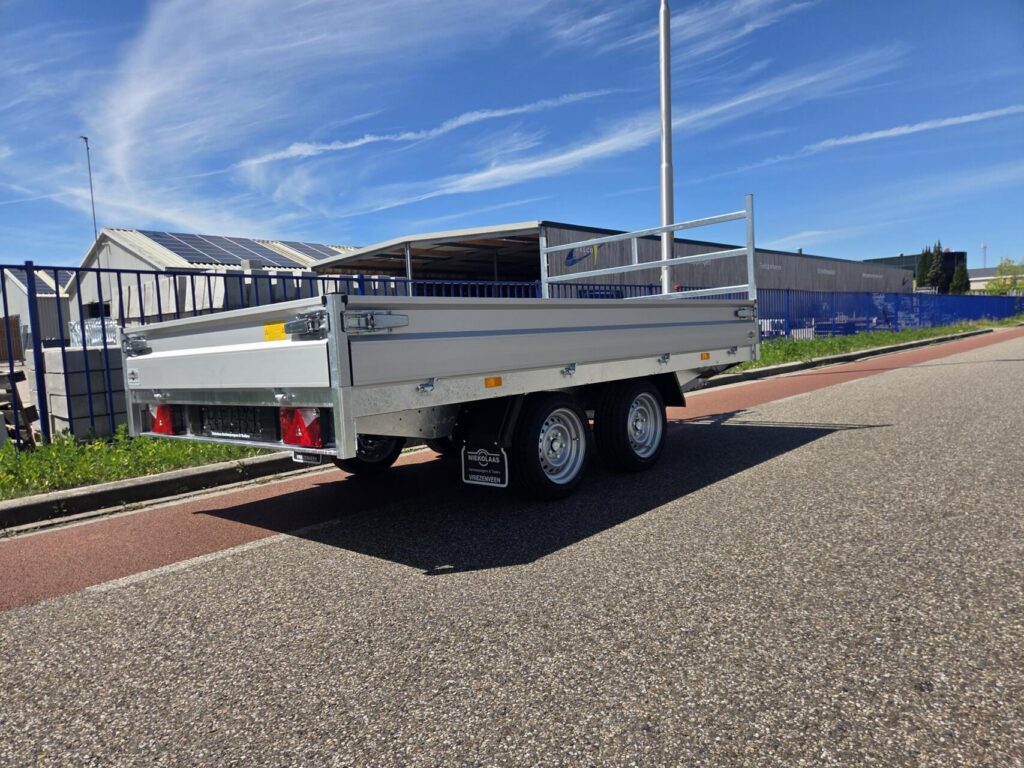 Hapert Azure-H2 | 335 x 180 cm | 2700 kg