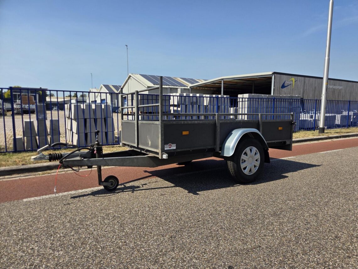 Hapert Bakwagen | 1350 kg | 252 x 130 cm