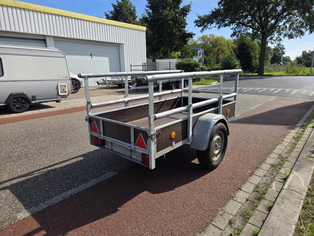 Ongeremde bakwagen | 197 x 98 cm