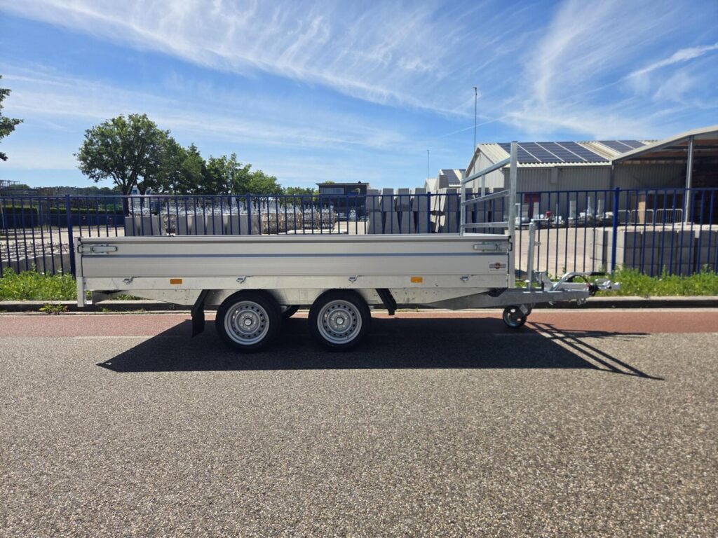 Hapert Azure-H2 | 335 x 180 cm | 2700 kg