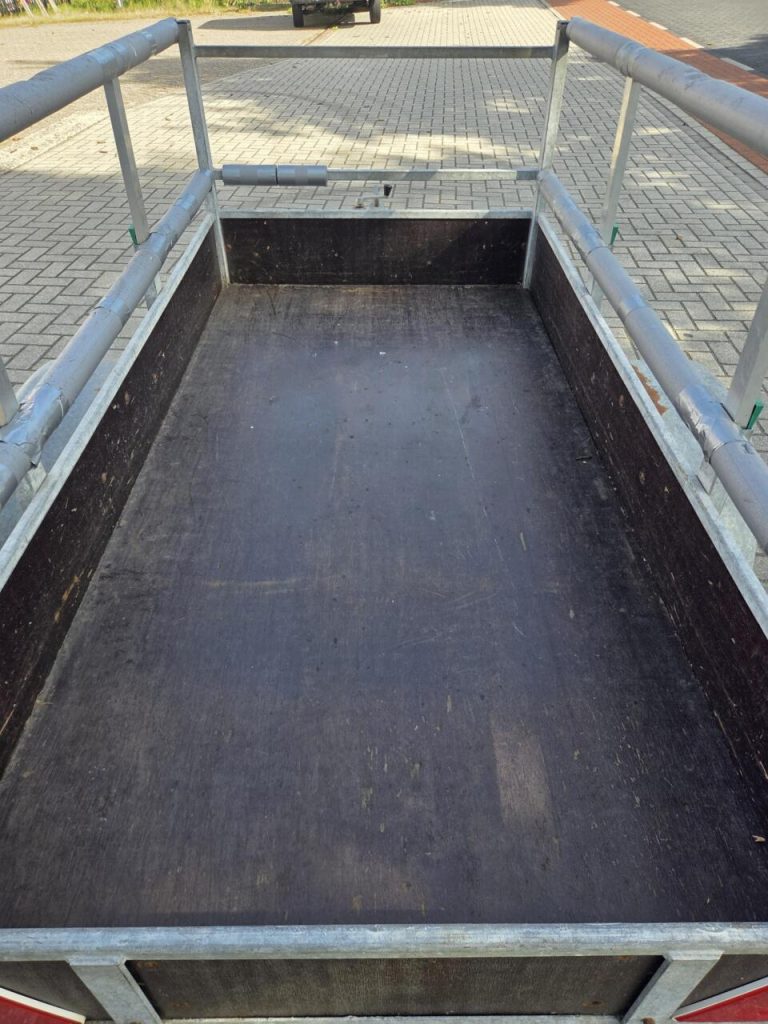 Ongeremde bakwagen | 197 x 98 cm