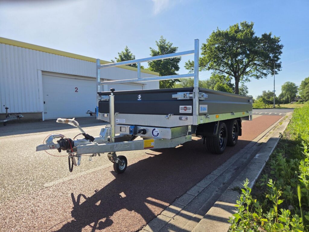 Hapert Cobalt HB-2 | 305 x 160 cm + oprijpakket