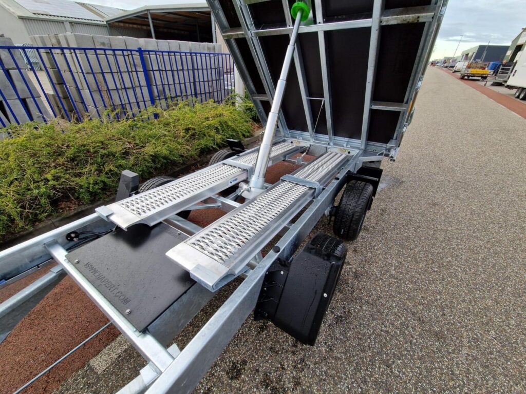 Hapert elektrische kipper | 335 x 180 cm | 3000 kg