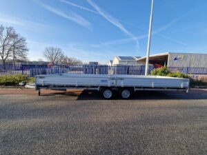 Hulco Plateauwagen | 611 x 203 cm | 3500 kg