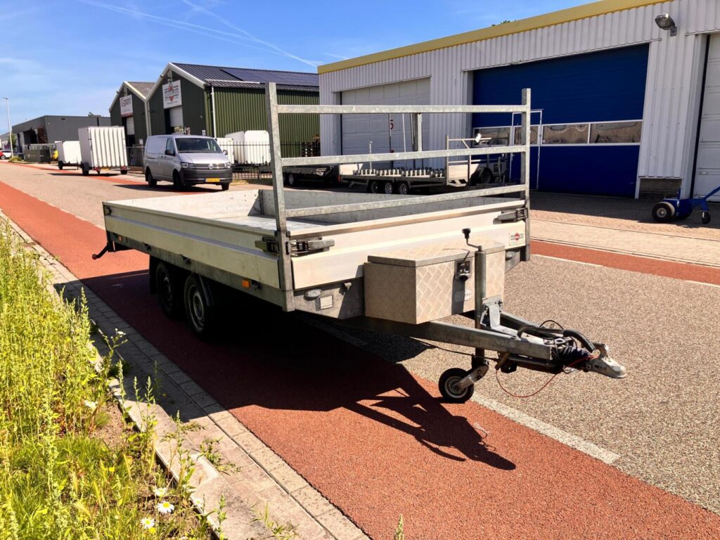 Hapert Plateauwagen | 405 x 180 cm | 2700 kg