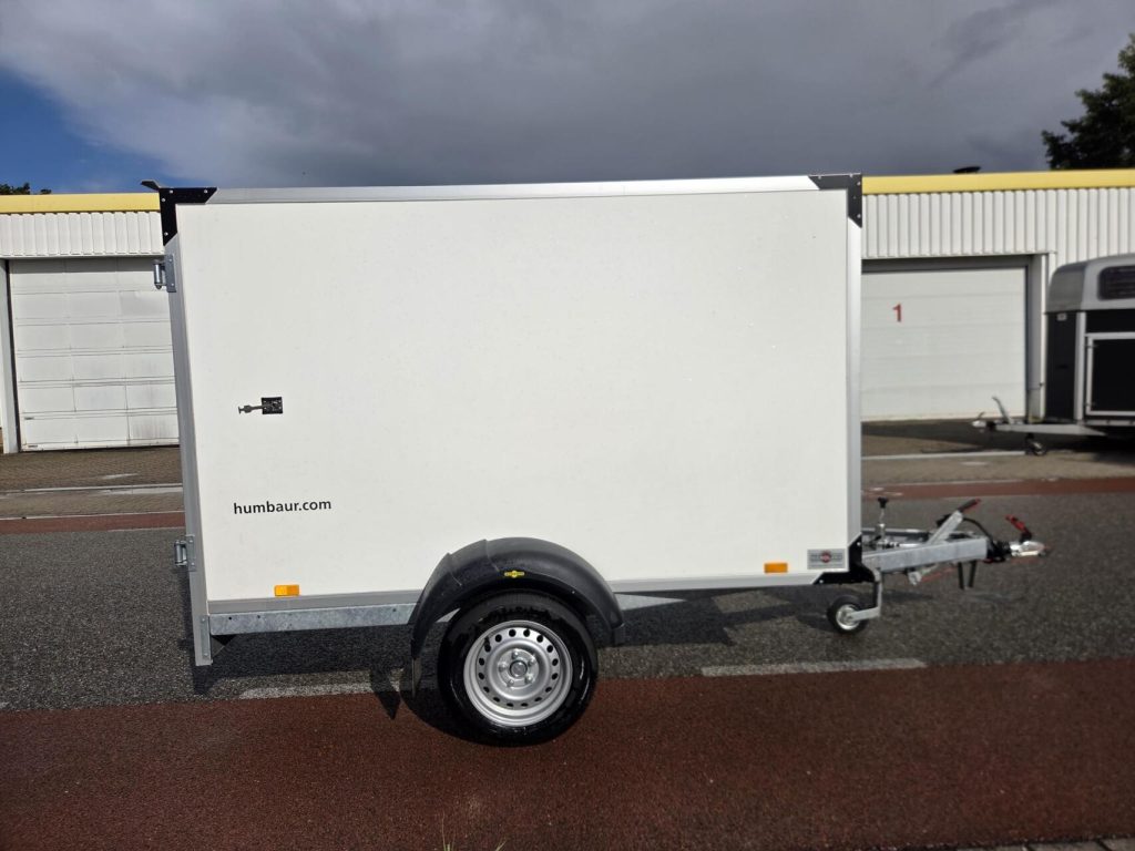 Humbaur Gesloten | 251 x 132 x 152 cm | 1300 kg