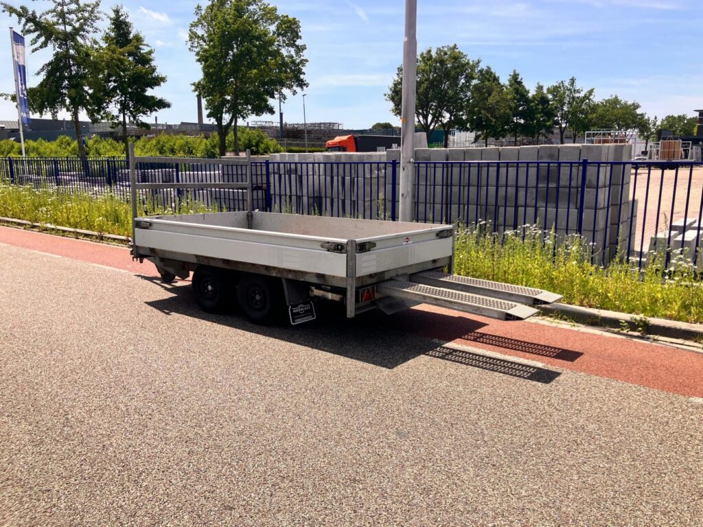 Henra Elektrische Kipper | 300 x 165 cm | 2700 kg