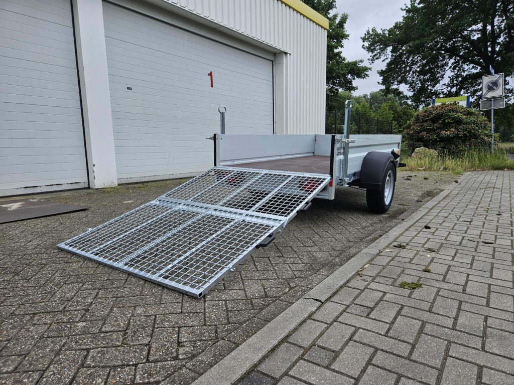Humbaur bakwagen + deelbare achterklep